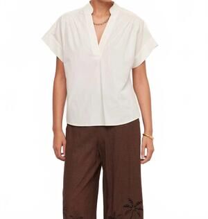 NEW FIFTEEN TWENTY women's olive short sleeve v-neck top in cream